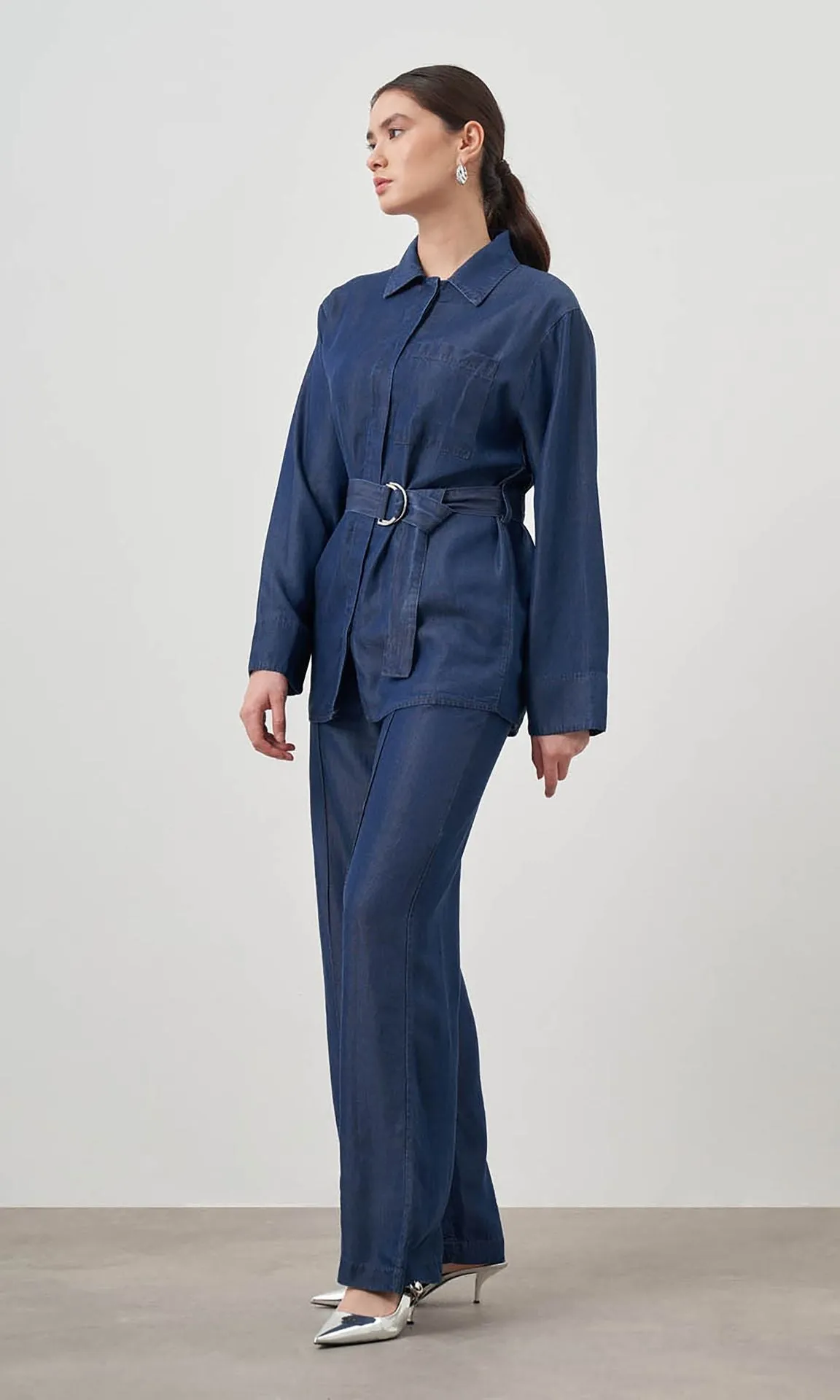 Mizalle Denim Belted Blouse Indigo Apparel