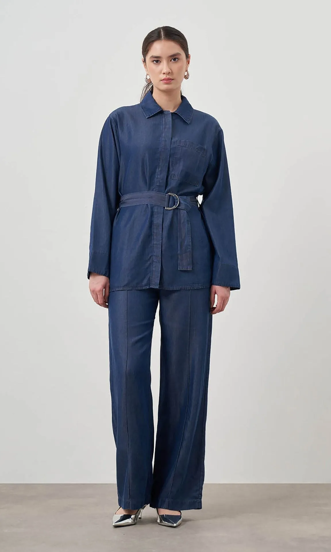 Mizalle Denim Belted Blouse Indigo Apparel